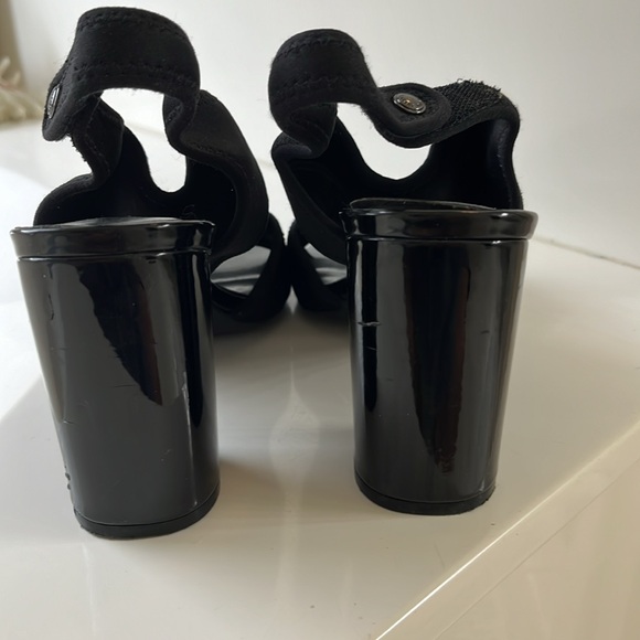 Anne Klein Dress Heels - Picture 3 of 7